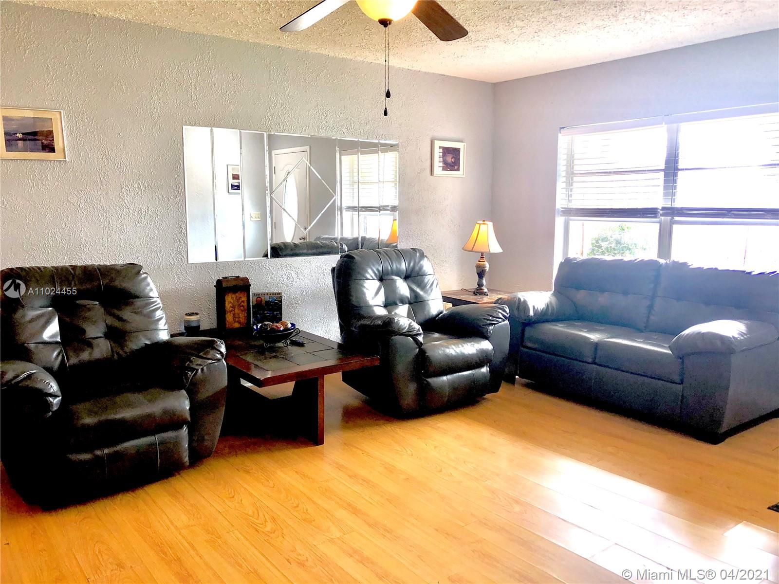 4431 Southeast Village Road, Unit 4431 Stuart, FL 34997 - Photo 5 of 22 Gallery Image 5