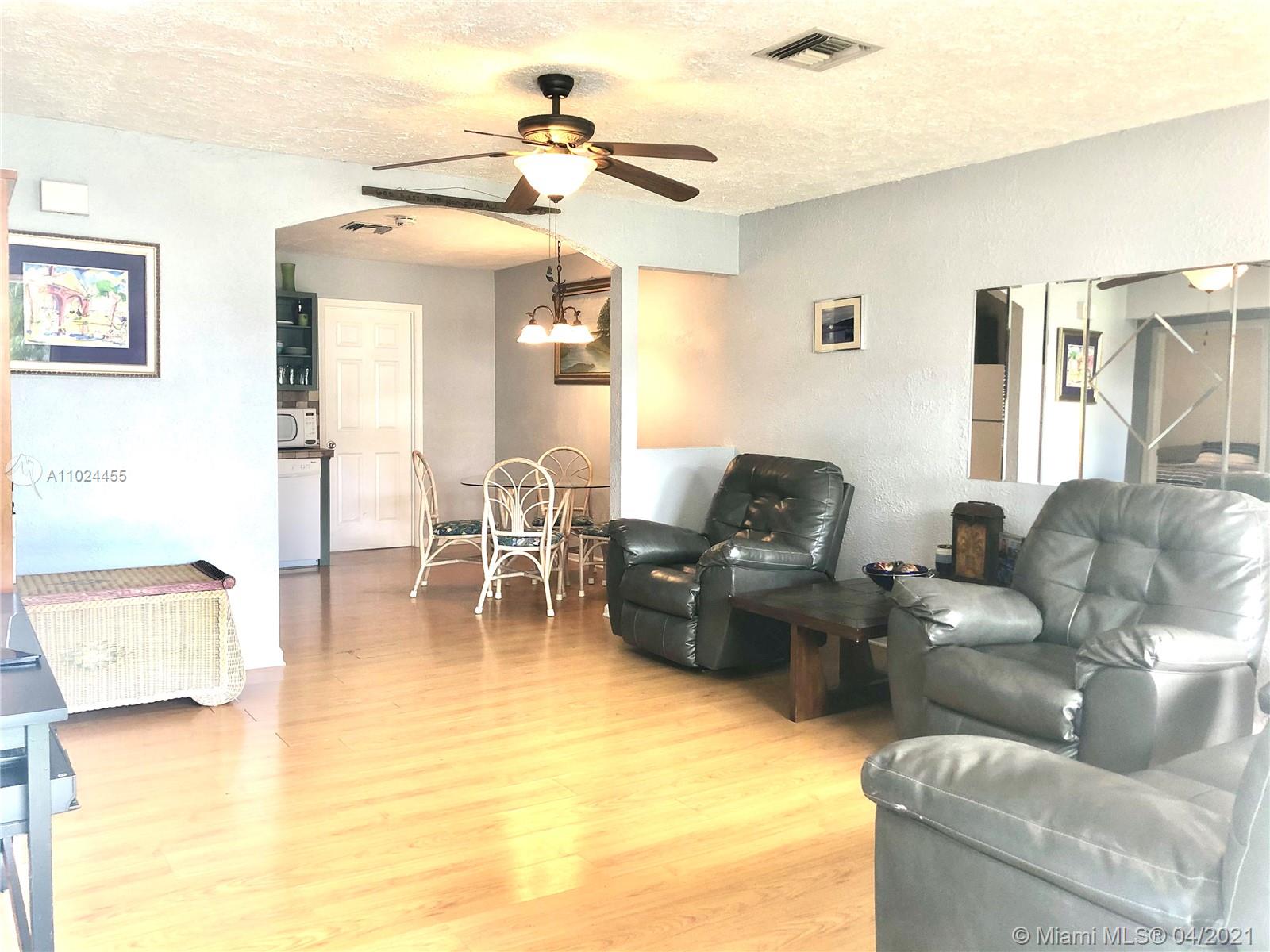 4431 Southeast Village Road, Unit 4431 Stuart, FL 34997 - Photo 7 of 22 Gallery Image 7