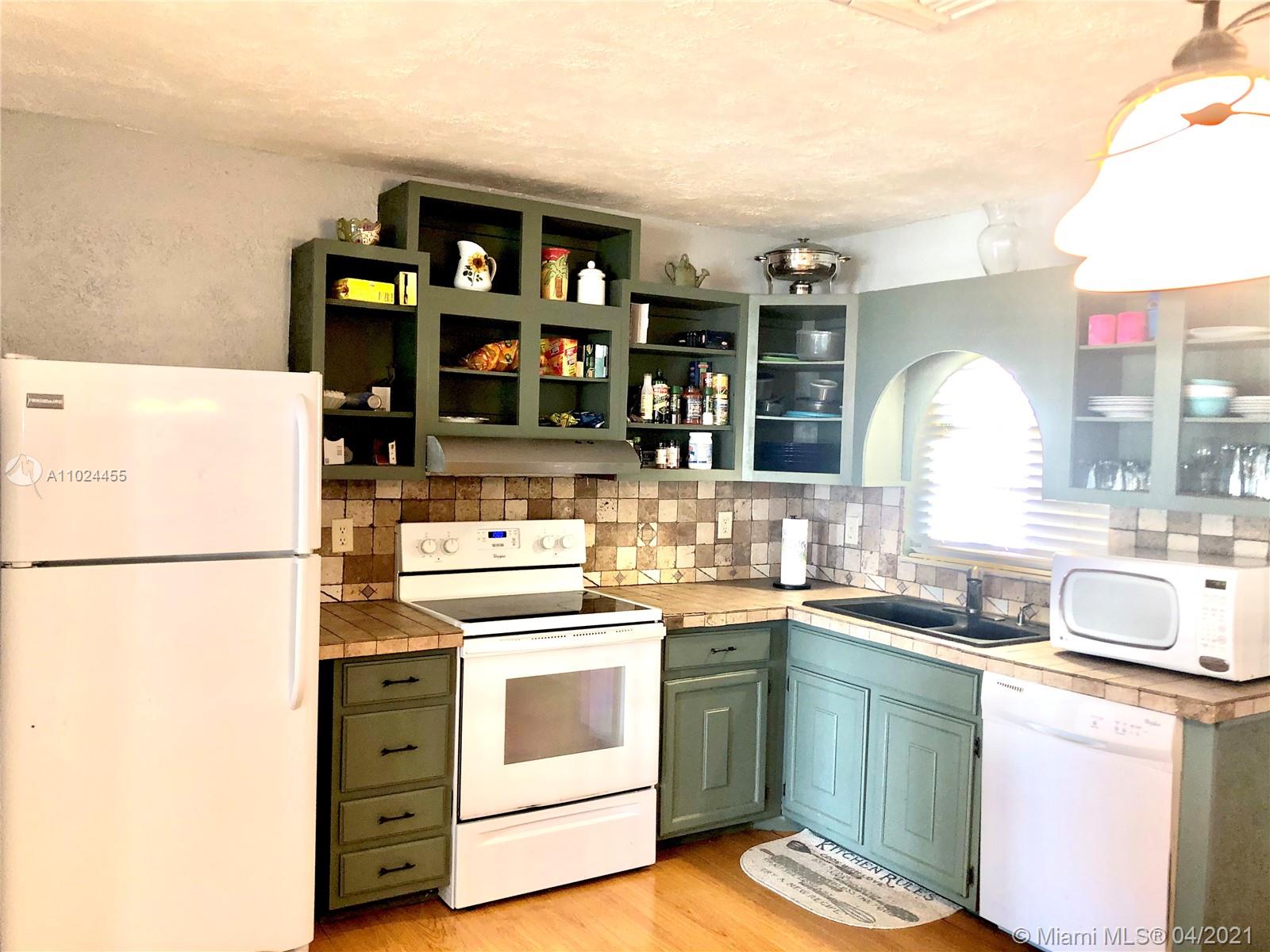 4431 Southeast Village Road, Unit 4431 Stuart, FL 34997 - Photo 9 of 22 Gallery Image 9