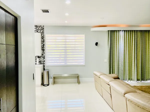 $7,900 | 3898 Falcon Ridge Circle, Weston, FL 33331