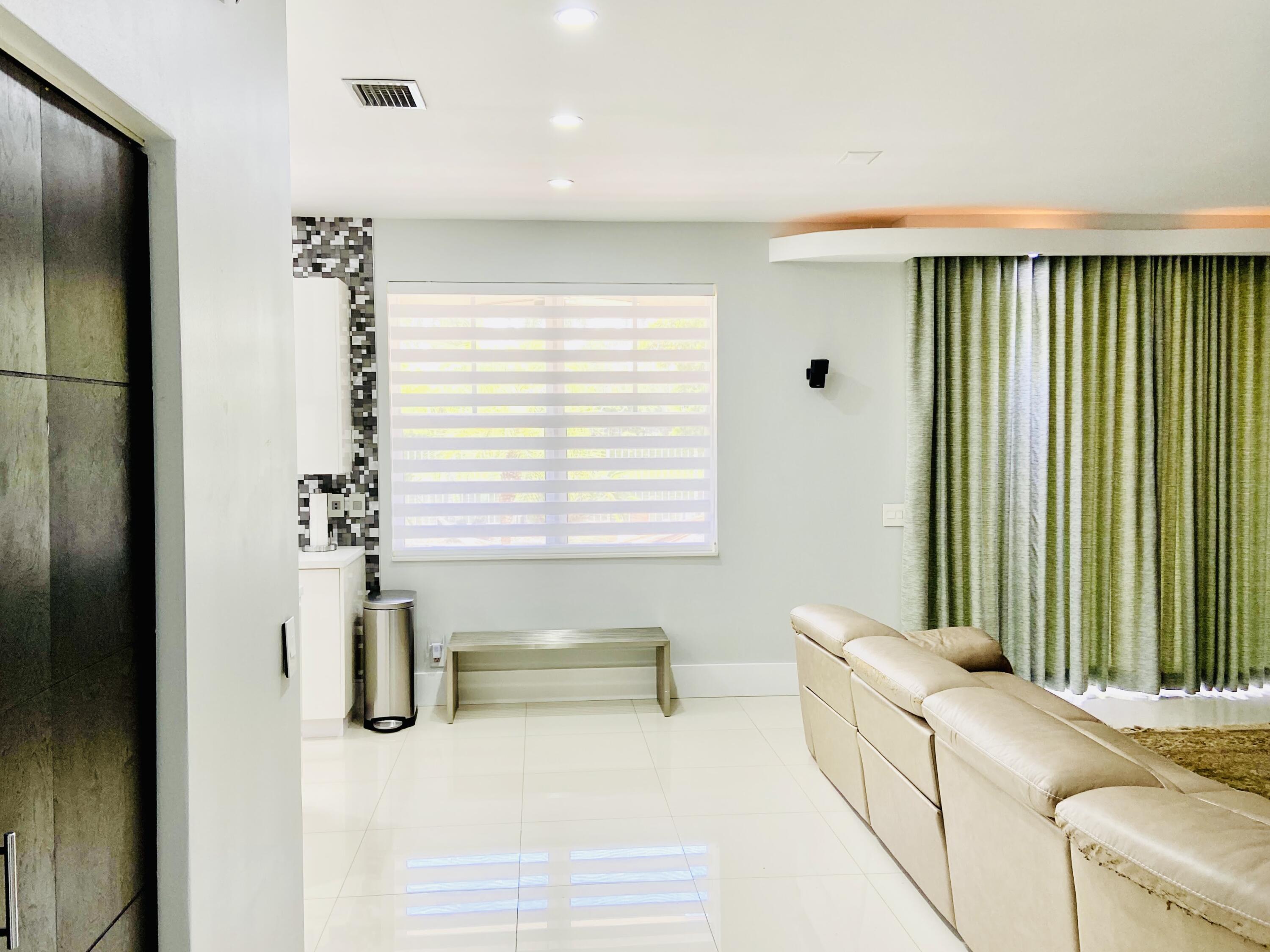 3898 Falcon Ridge Circle Weston, FL 33331 - Photo 17 of 63 IMG_1624