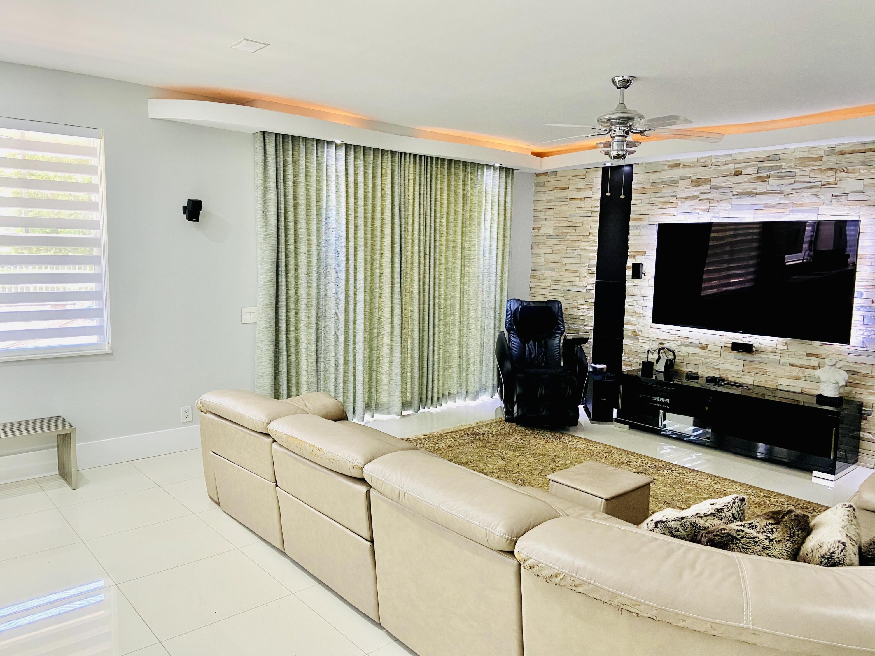 3898 Falcon Ridge Circle Weston, FL 33331 - Photo 18 of 63 IMG_1628