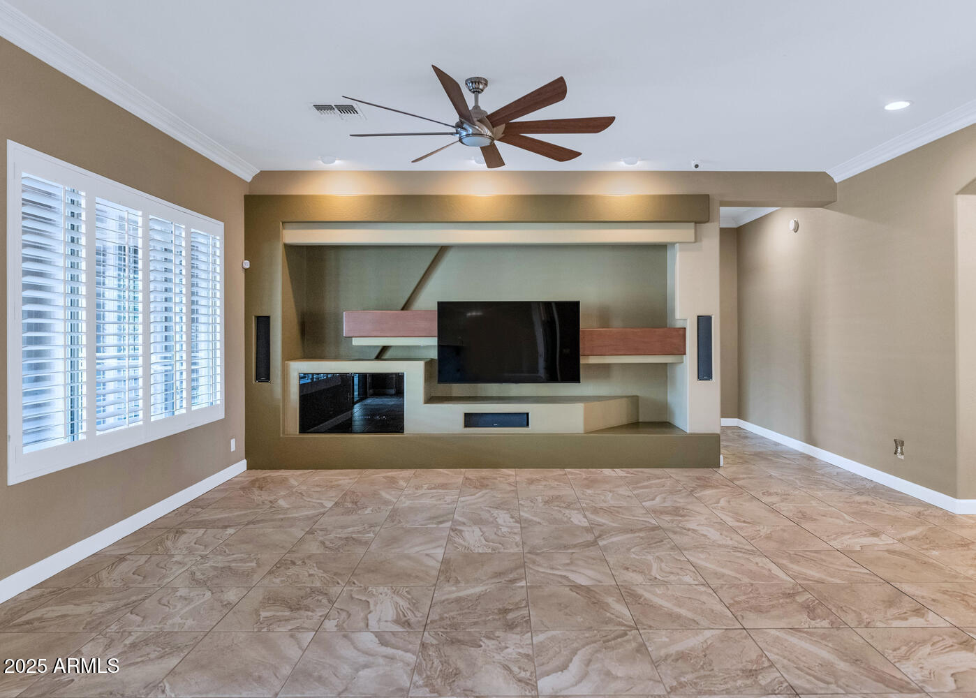 14426 West Becker Lane Surprise, AZ 85379 - Photo 12 of 68 14426 W Becker Ln