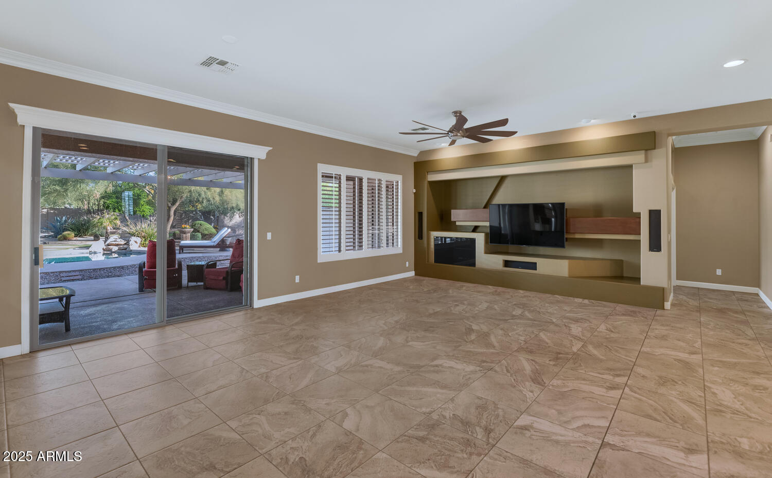 14426 West Becker Lane Surprise, AZ 85379 - Photo 13 of 68 14426 W Becker Ln