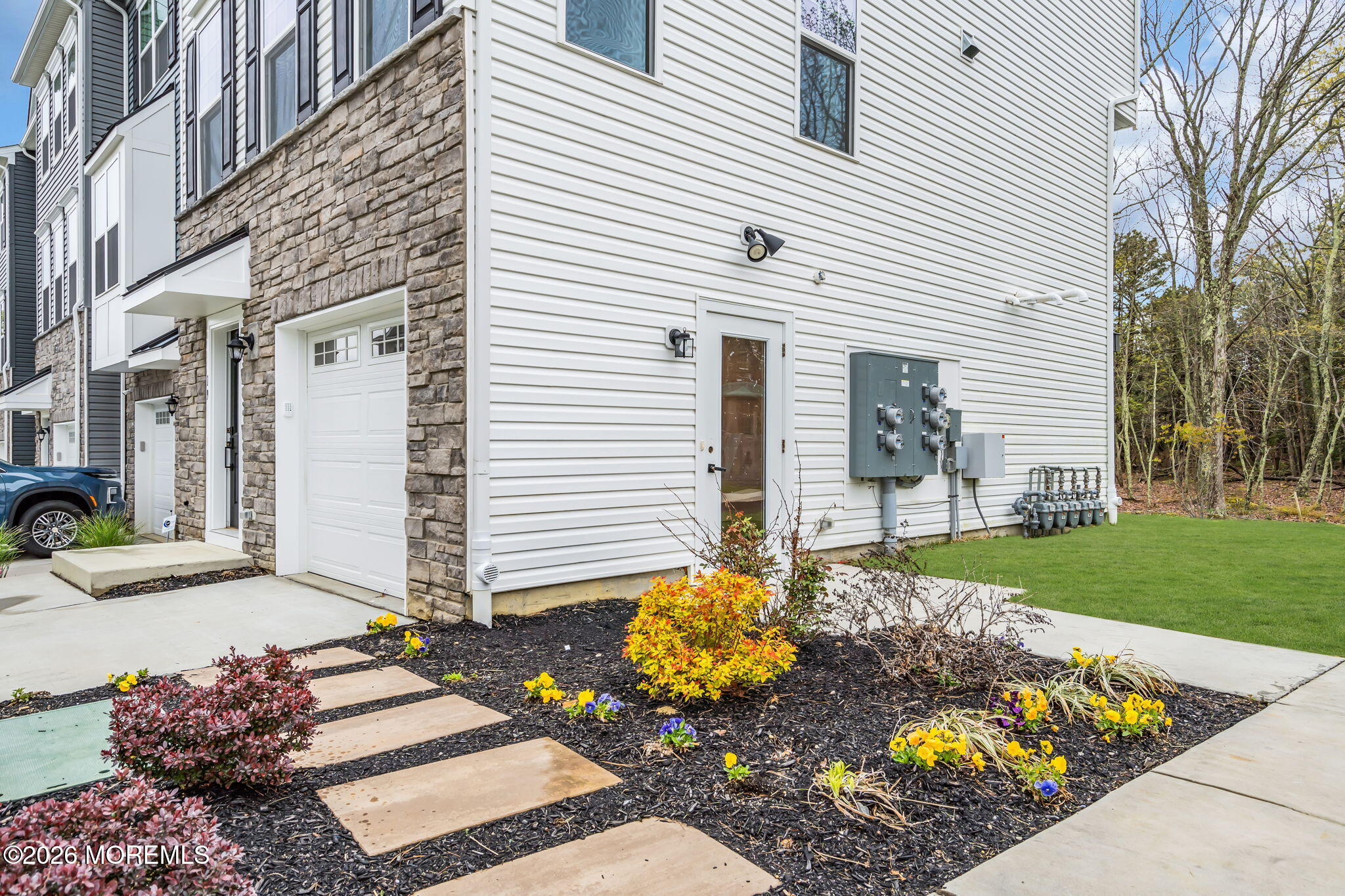 19 Halifax Road Bayville, NJ 08721 - Photo 6 of 67 Side View
