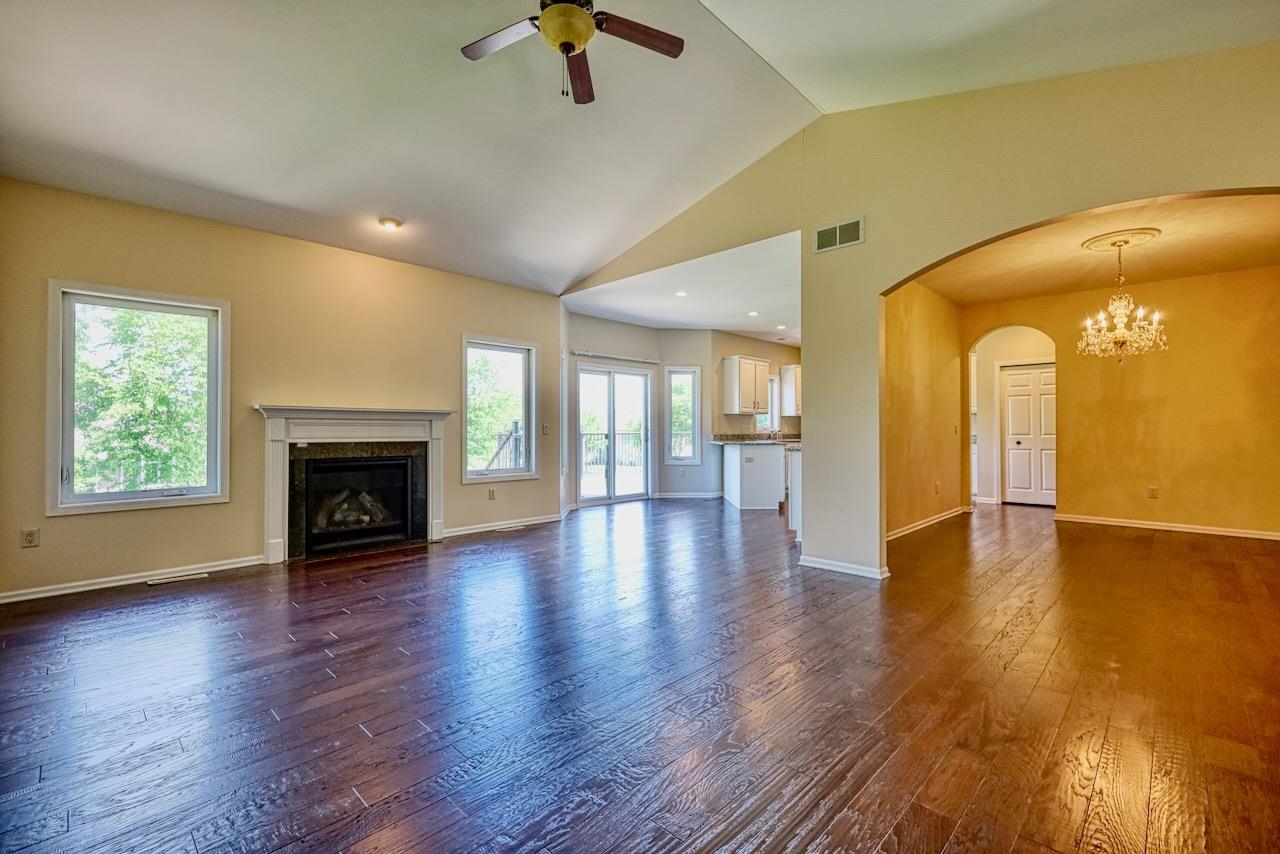 417 Skyview Drive Waunakee, WI 53597 - Photo 4 of 51