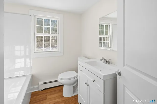 $399,900 | 240 Browning Road, Norwich, CT 06360