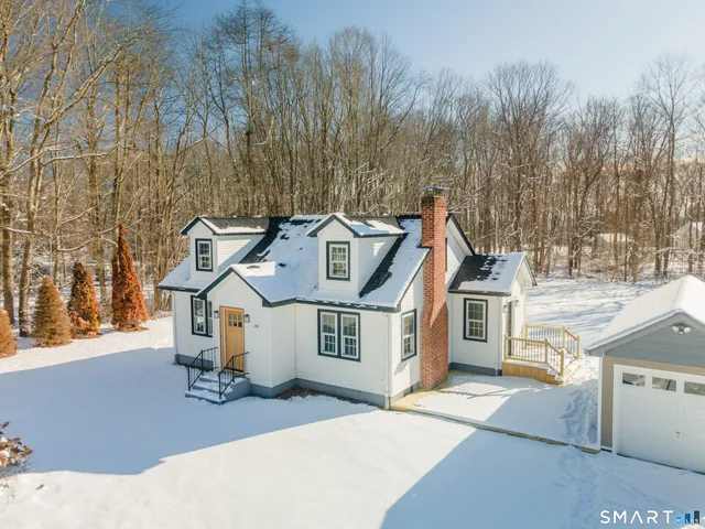 $399,900 | 240 Browning Road, Norwich, CT 06360