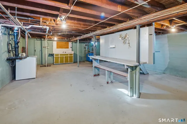 $399,900 | 240 Browning Road, Norwich, CT 06360