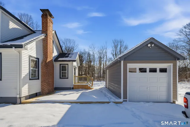 $399,900 | 240 Browning Road, Norwich, CT 06360