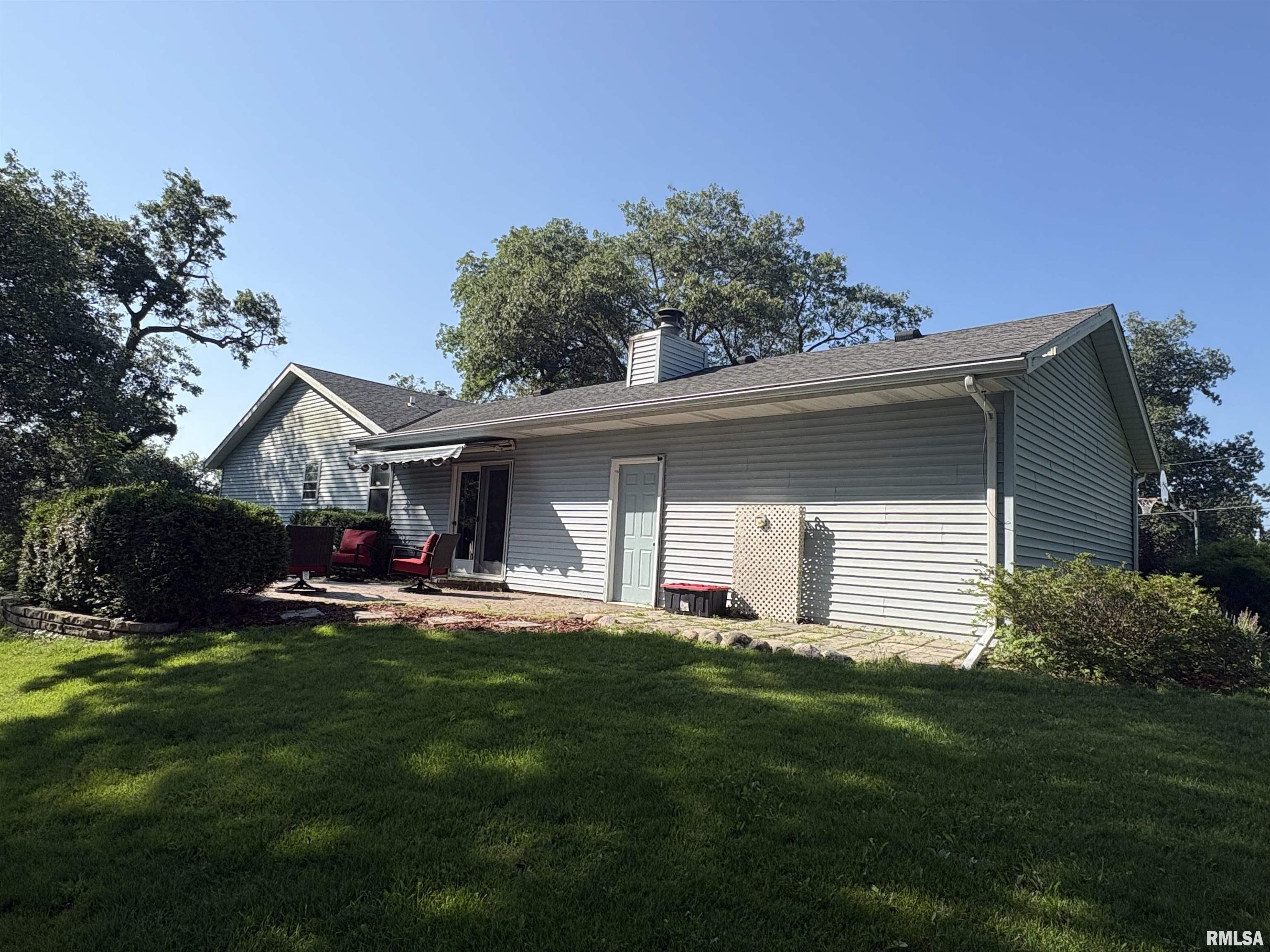 300 North Sunset Drive Manito, IL 61546 - Photo 11 of 72