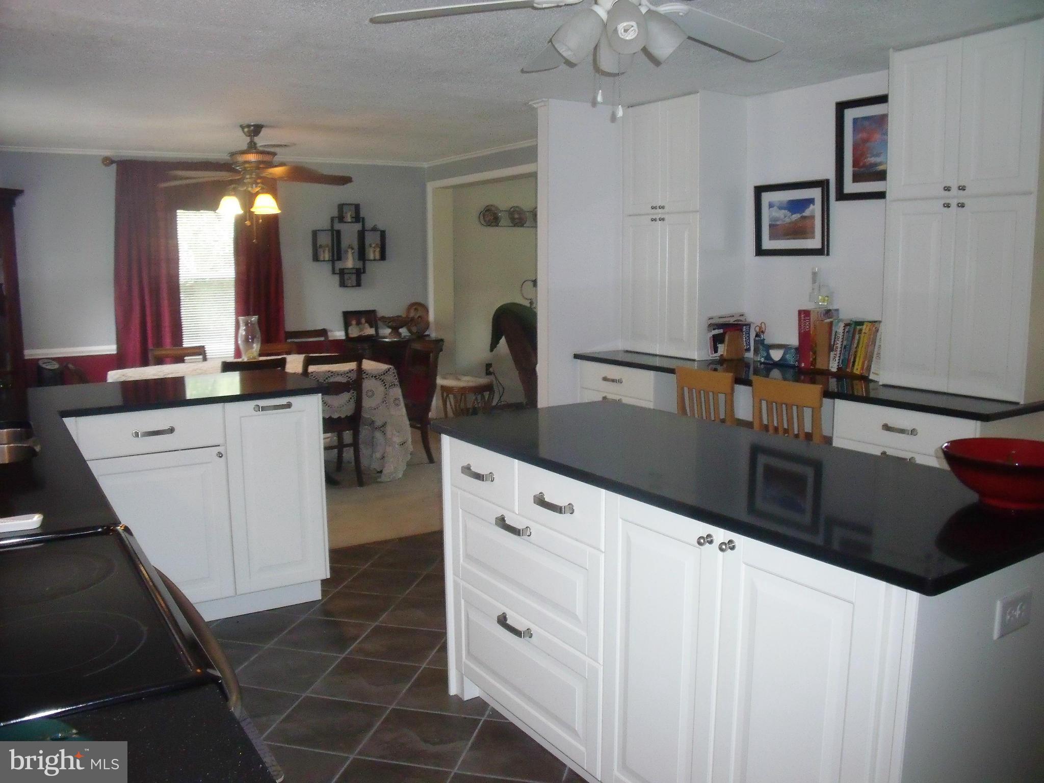 334 Worton Road Baltimore, MD 21221 - Photo 11 of 30 Kitchen