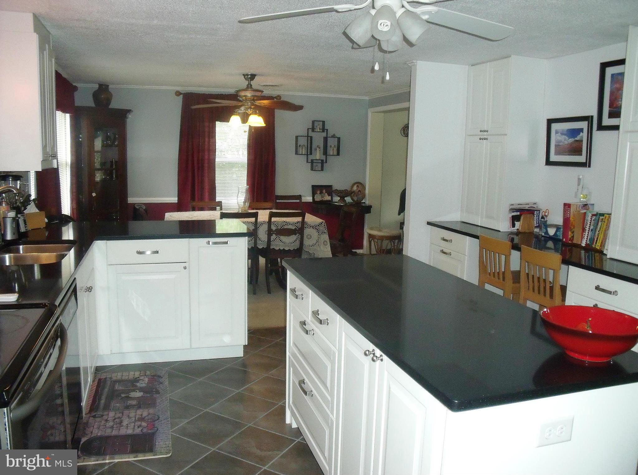 334 Worton Road Baltimore, MD 21221 - Photo 15 of 30 Kitchen