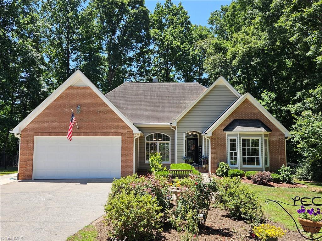 121 Roxbury Court Advance, NC 27006 - Photo 1 of 35