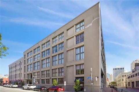 $450,000 | 333 Julia Street, Unit 402, New Orleans, LA 70130