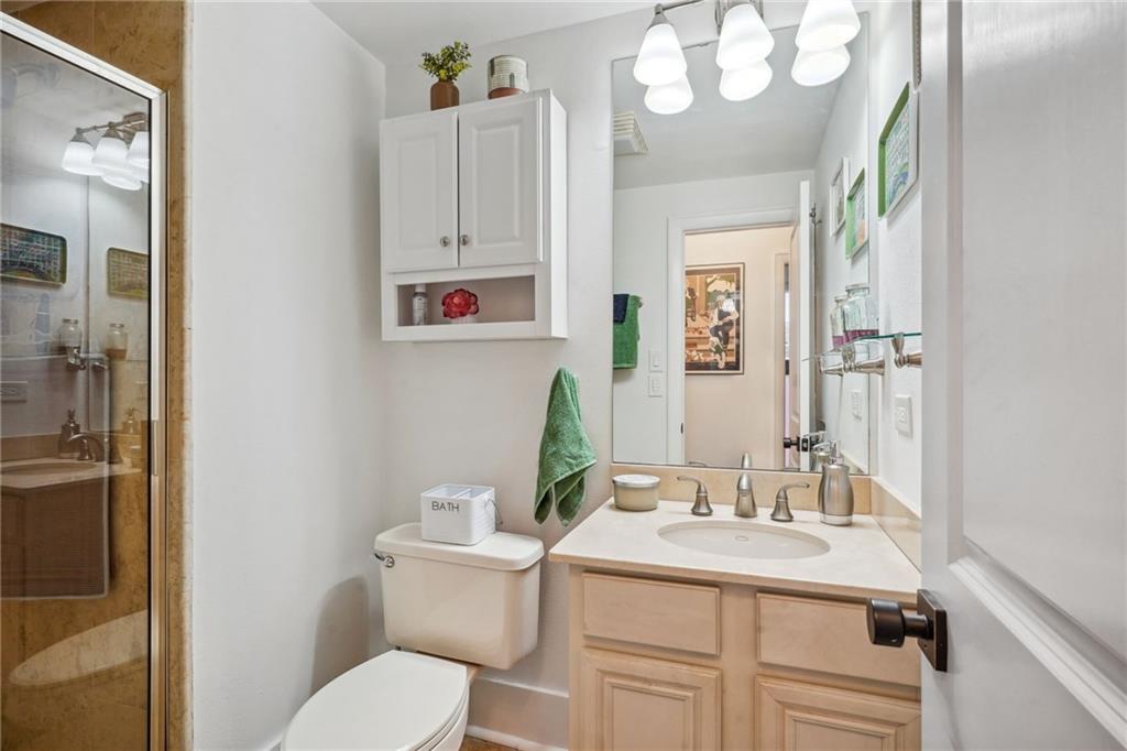 333 Julia Street, Unit 402 New Orleans, LA 70130 - Photo 21 of 27