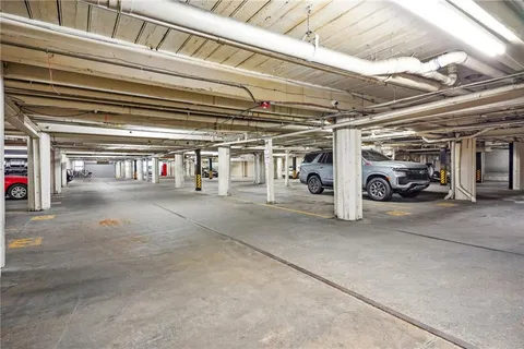 $450,000 | 333 Julia Street, Unit 402, New Orleans, LA 70130