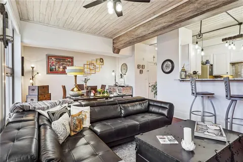 $450,000 | 333 Julia Street, Unit 402, New Orleans, LA 70130