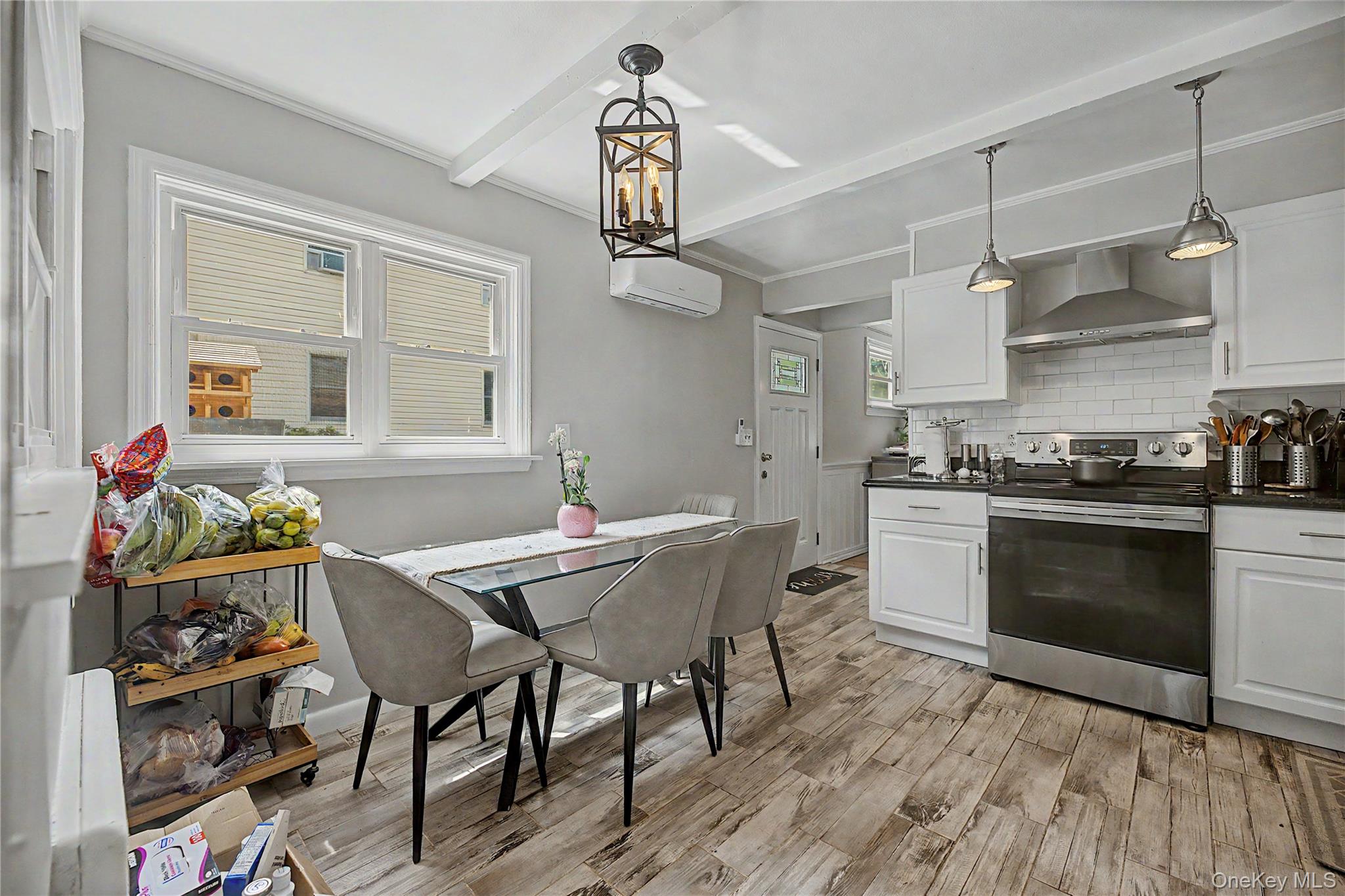12 Saratoga Road White Plains, NY 10607 - Photo 10 of 34 Gallery Image 10