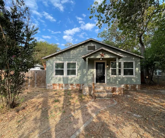 $289,900 | 503 Byrne Street, Smithville, TX 78957