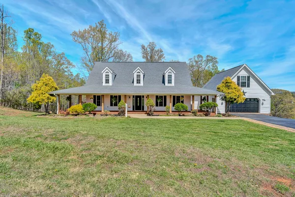 $719,950 | 1087 Strawberry Hill Court, Vinton, VA 24179