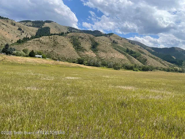 $1,795,000 | 70-acres Twin Cliffs Road, Afton, WY 83110