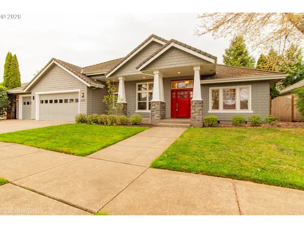 $749,900 | 2225 Avengale Drive, Eugene, OR 97408