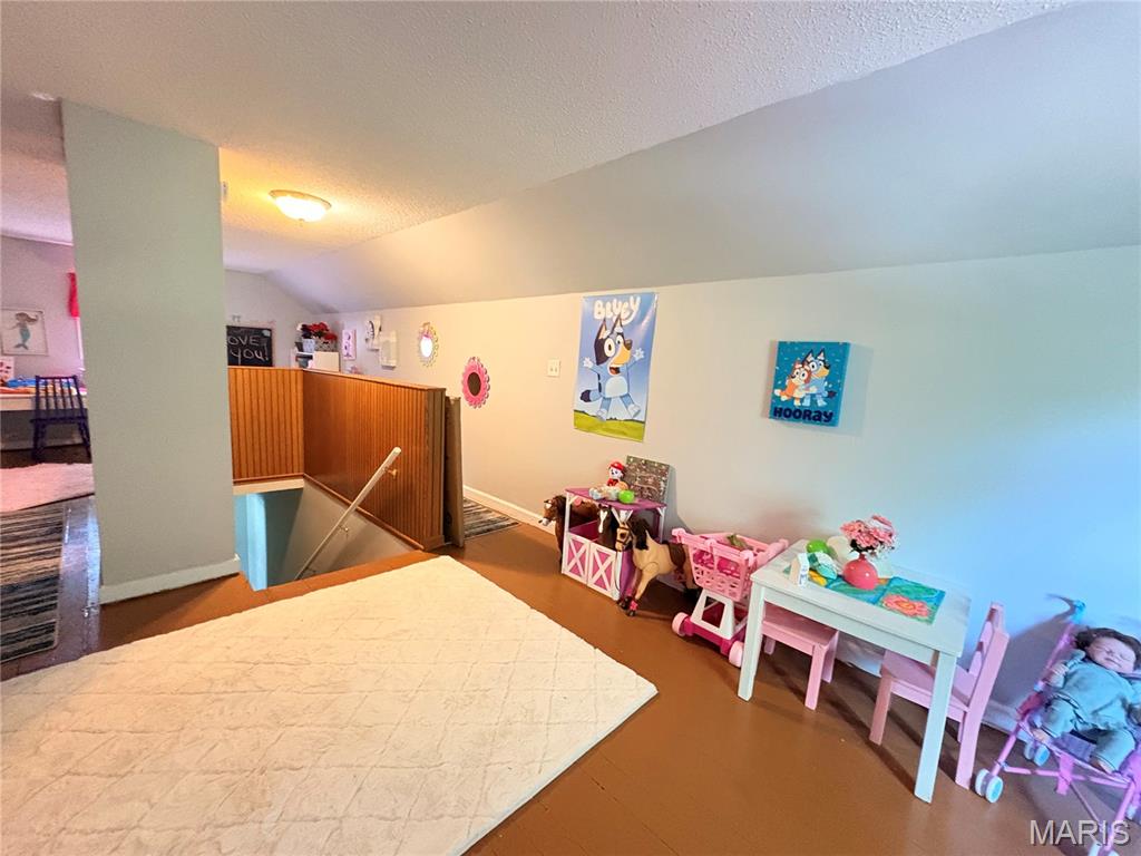 101 Mor Wilsonville, IL 62093 - Photo 27 of 34