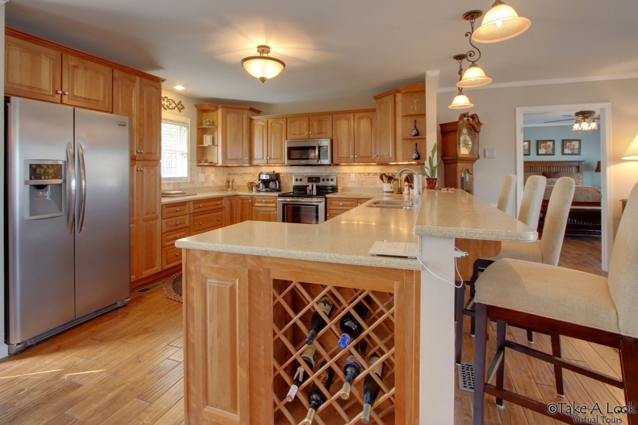 572 Major Holland Road Union Hall, VA 24176 - Photo 4 of 50 Love this Kitchen!