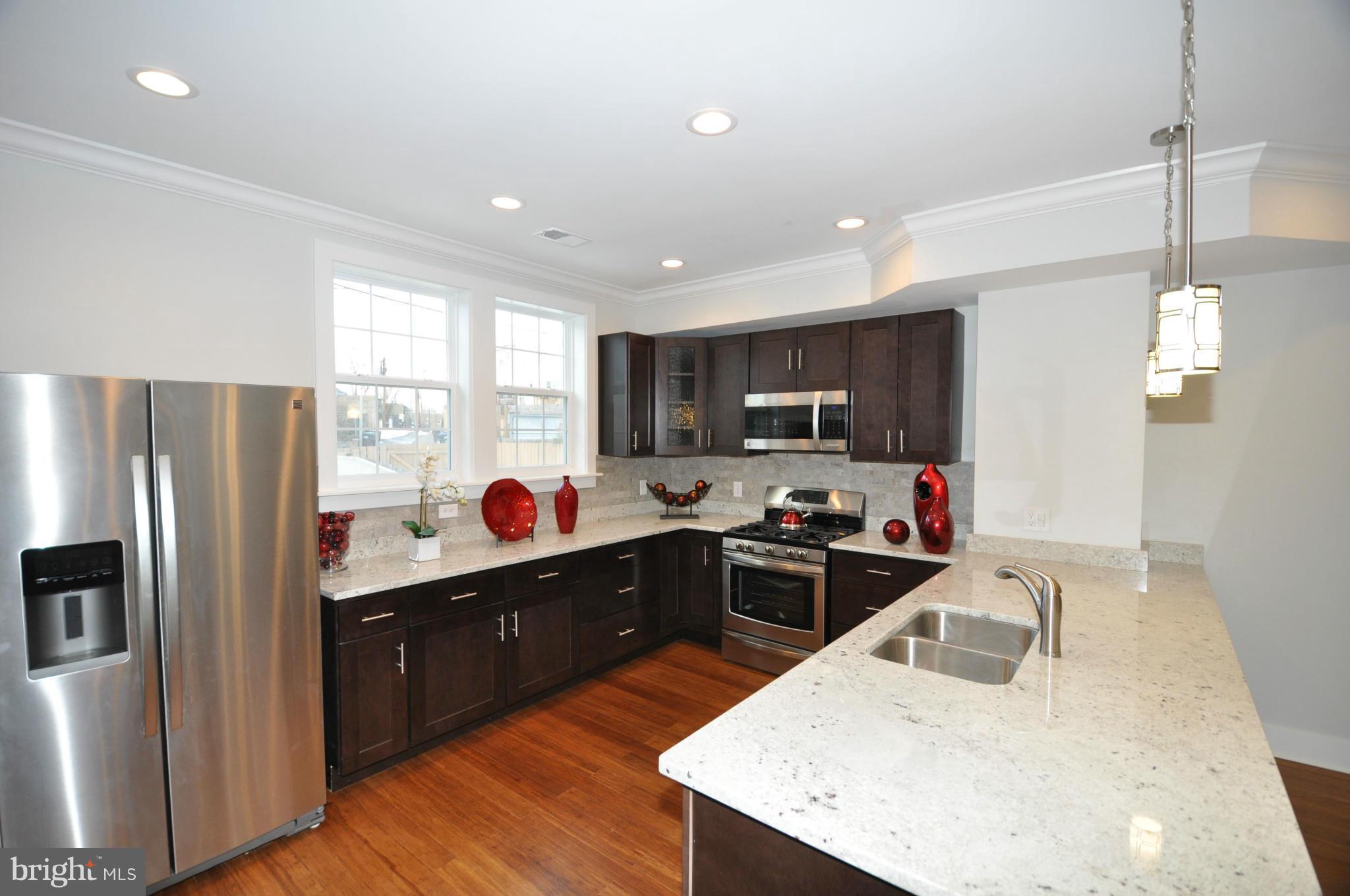515 Decatur Street Northwest Washington, DC 20011 - Photo 6 of 18 Kitchen