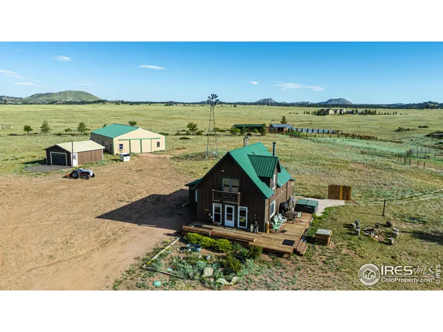 a view of a house with a outdoor space