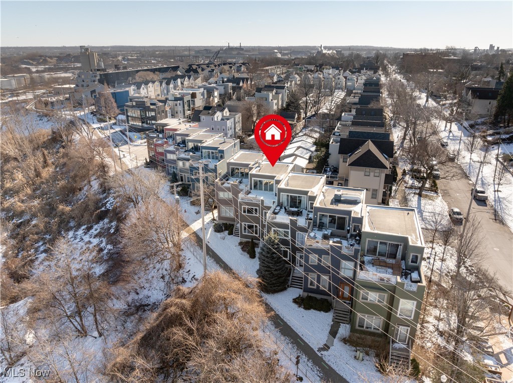 711 University Road Cleveland, OH 44113 - Photo 4 of 36 View of snowy aerial view