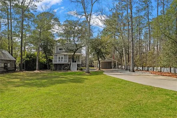 $525,000 | 27044 Lucille Drive, Lacombe, LA 70445