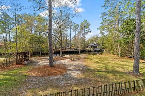 $525,000 | 27044 Lucille Drive, Lacombe, LA 70445