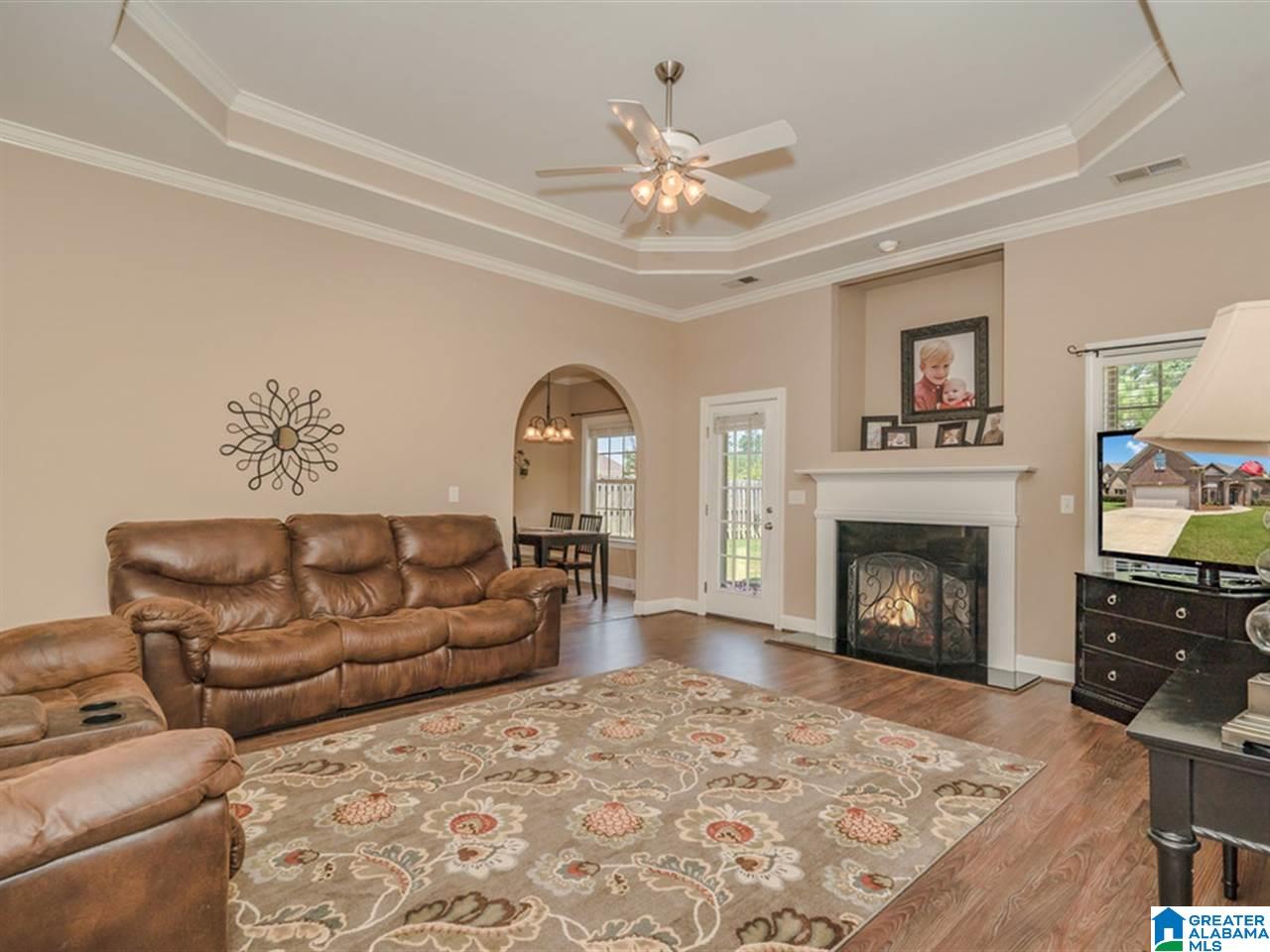 655 Waterford Lane Calera, AL 35040 - Photo 7 of 36