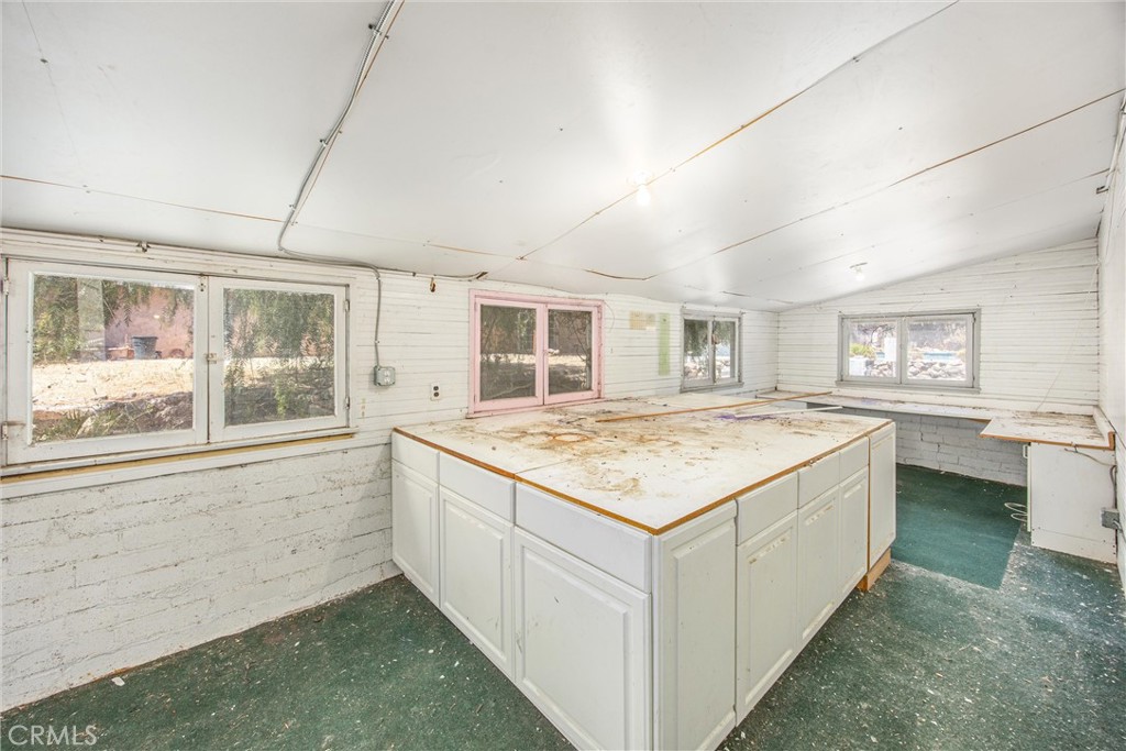 9099 Cajalco Road Corona, CA 92881 - Photo 46 of 70