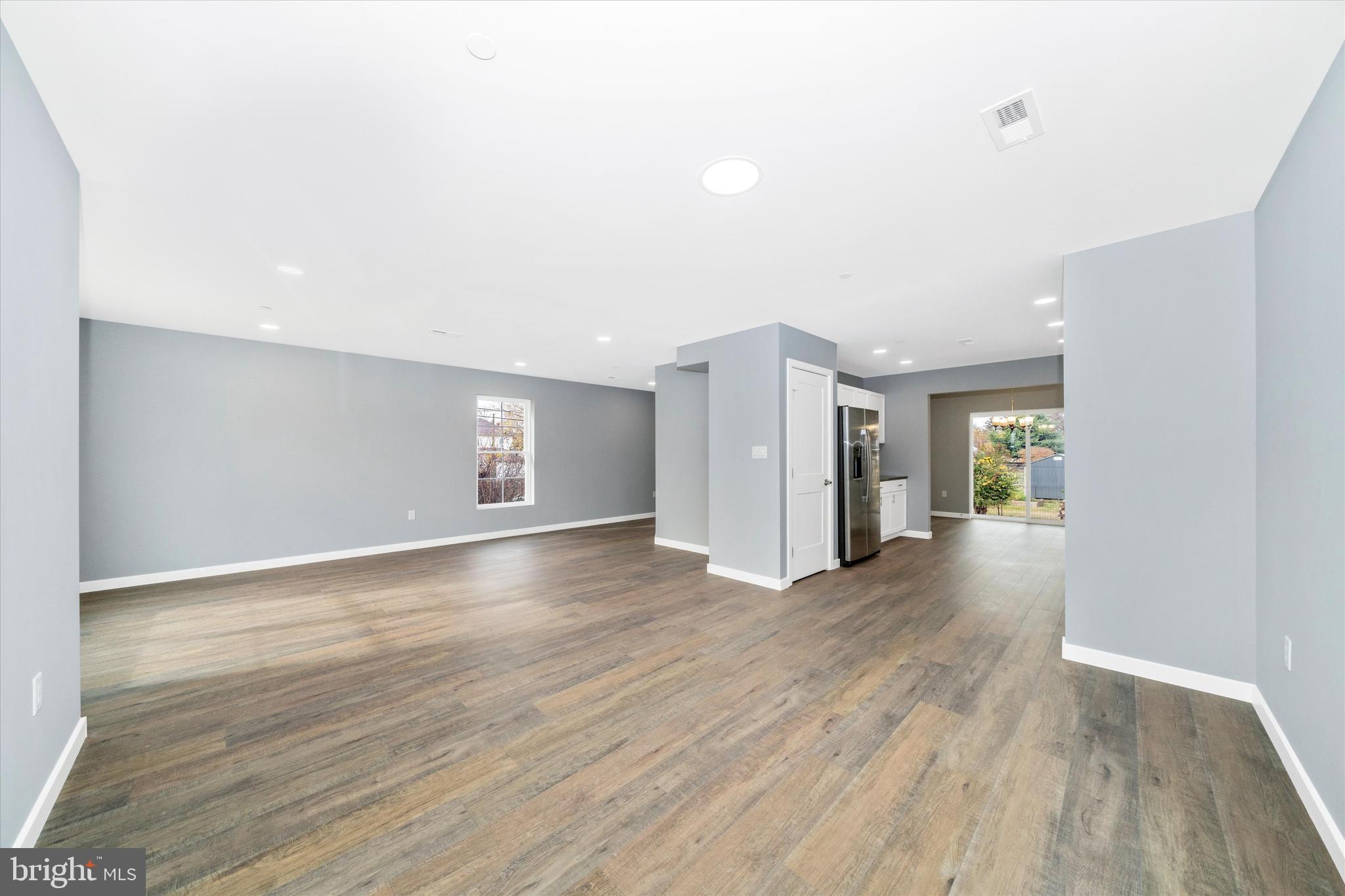17410 Gay Street Hagerstown, MD 21740 - Photo 4 of 34 a view of a livingroom with wooden floor