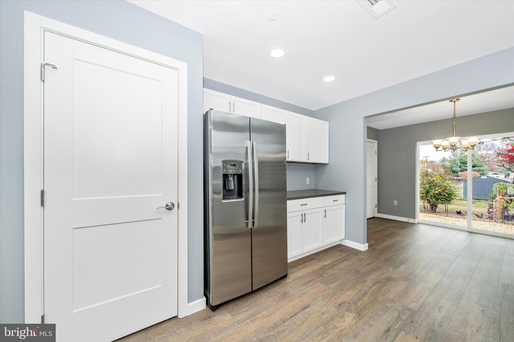 17410 Gay Street Hagerstown, MD 21740 - Photo 8 of 34 a kitchen with a refrigerator and a stove