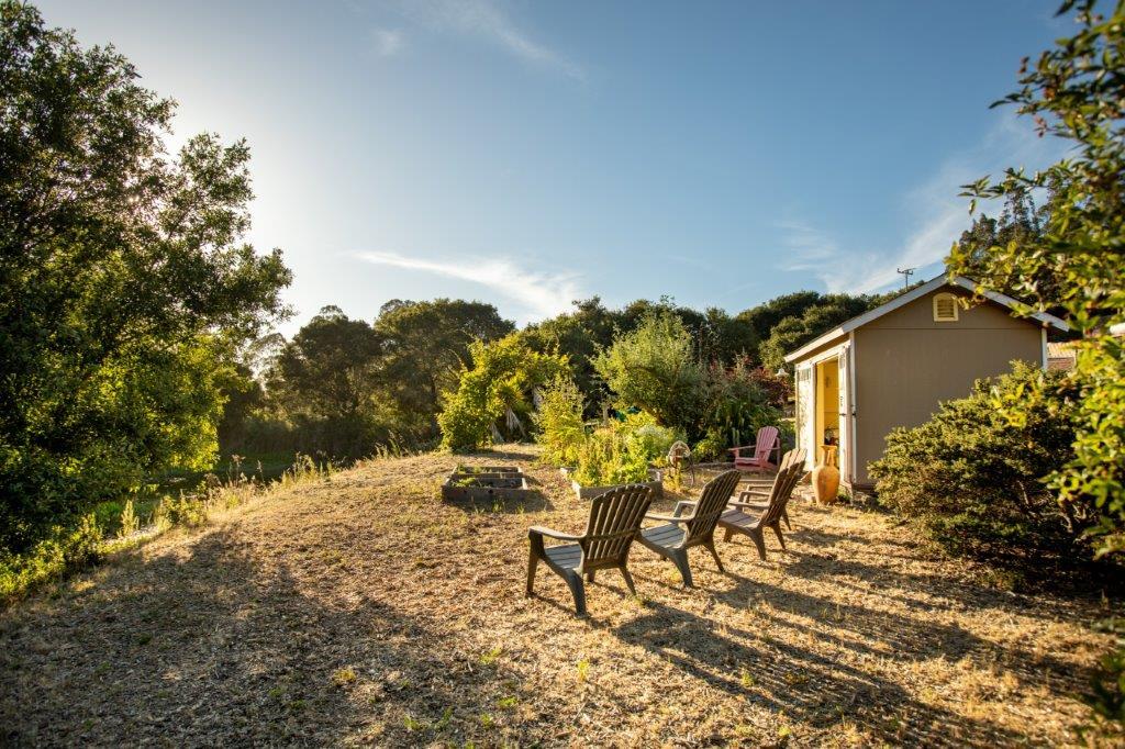 130 Strawberry Road Watsonville, CA 95076 - Photo 24 of 27 a view of a chairs and table in patio