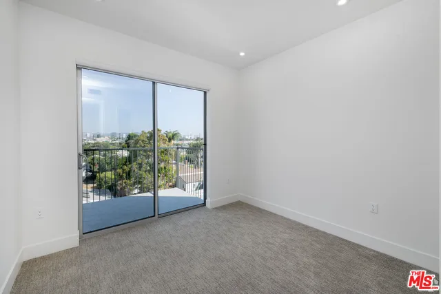 $5,295 | 2600 South Sepulveda Boulevard, Unit 105, Los Angeles, CA 90064