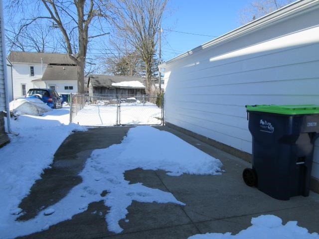 220 33rd Street Bay City, MI 48708 - Photo 4 of 26 Gallery Image 4