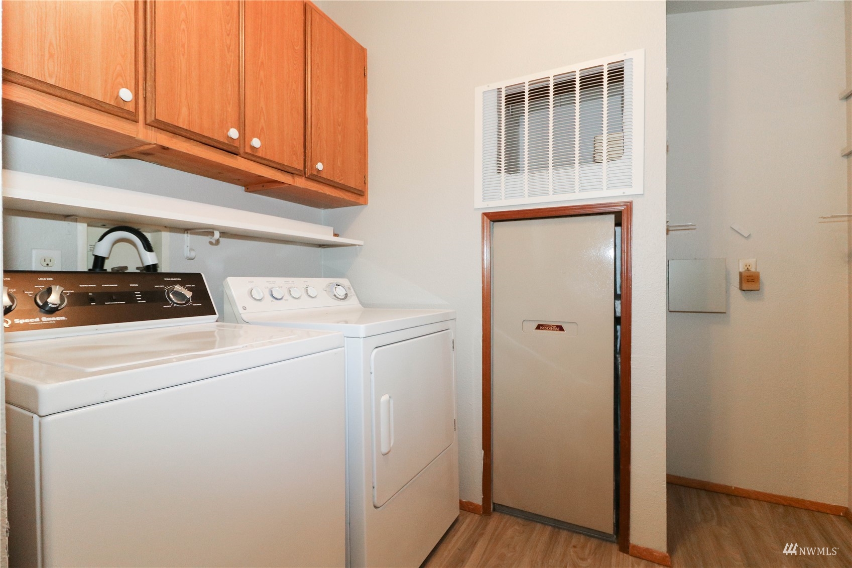 16530 35th Avenue Southeast Bothell, WA 98012 - Photo 11 of 24 a utility room with dryer and washer