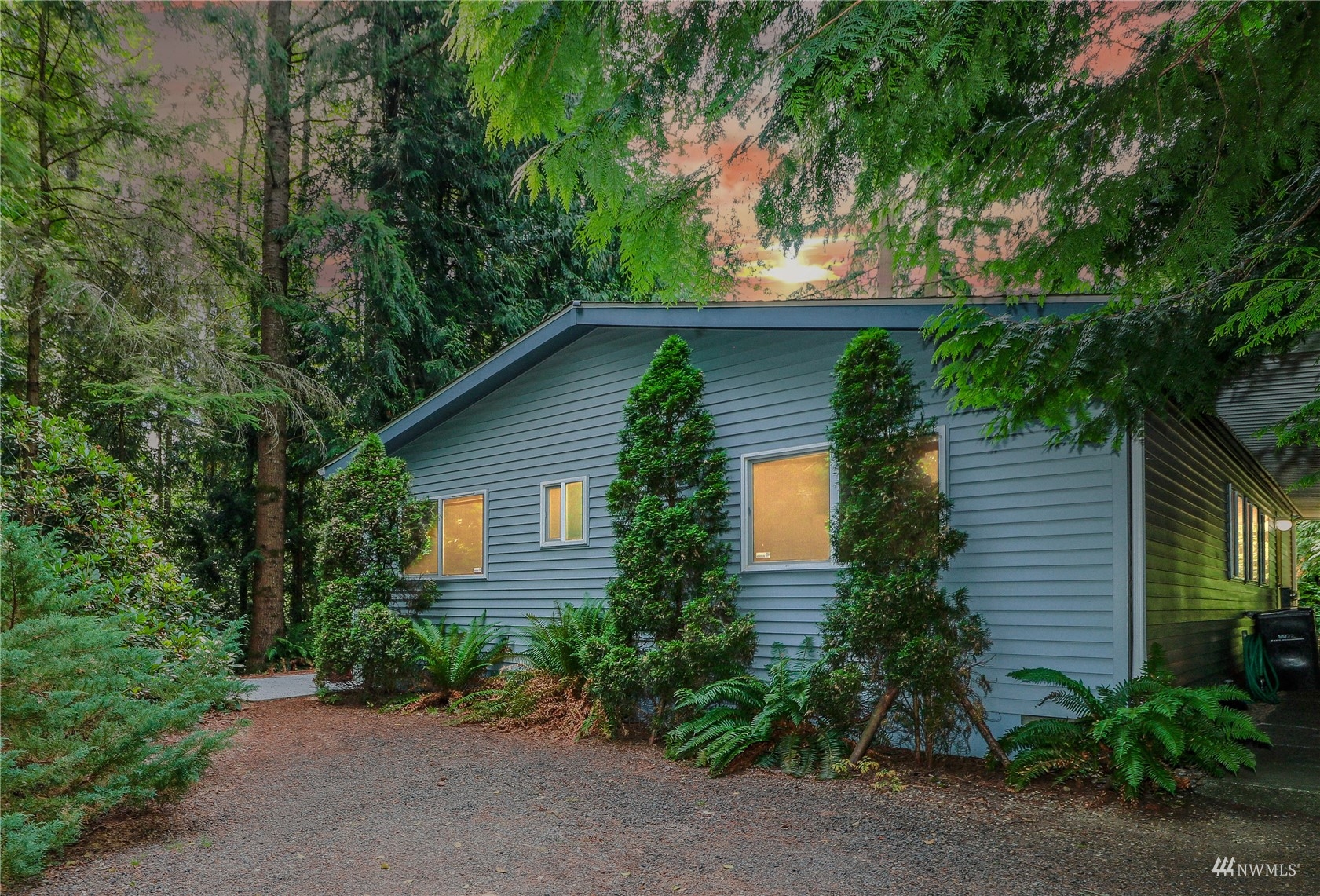 16530 35th Avenue Southeast Bothell, WA 98012 - Photo 23 of 24 front view of a house with a garden