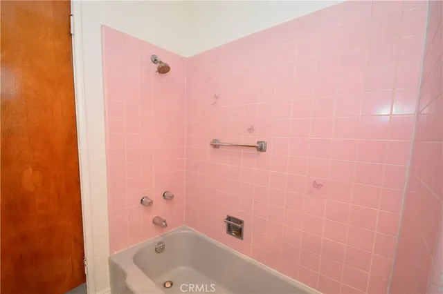 $299,900 | 338 Elm Avenue, Unit 2, Long Beach, CA 90802