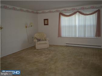 29 Windsor Road Southampton, NJ 08088 - Photo 8 of 9 Bedroom - Main