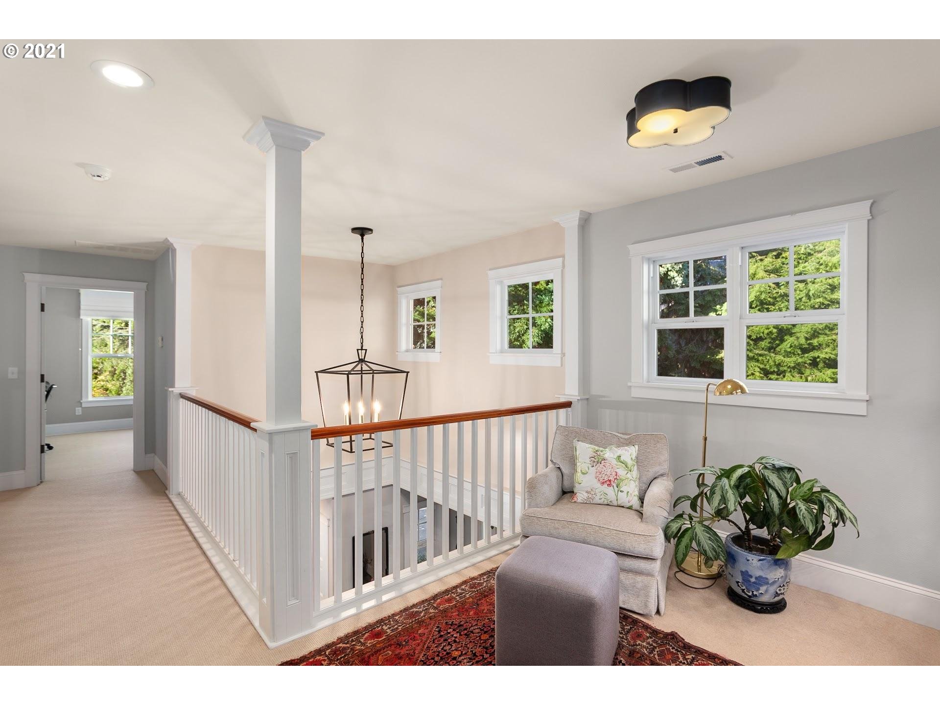 3600 Southwest Dosch Road Portland, OR 97239 - Photo 14 of 32