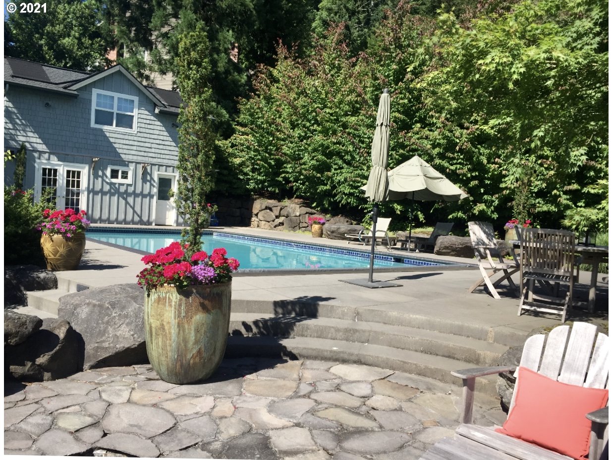 3600 Southwest Dosch Road Portland, OR 97239 - Photo 3 of 32