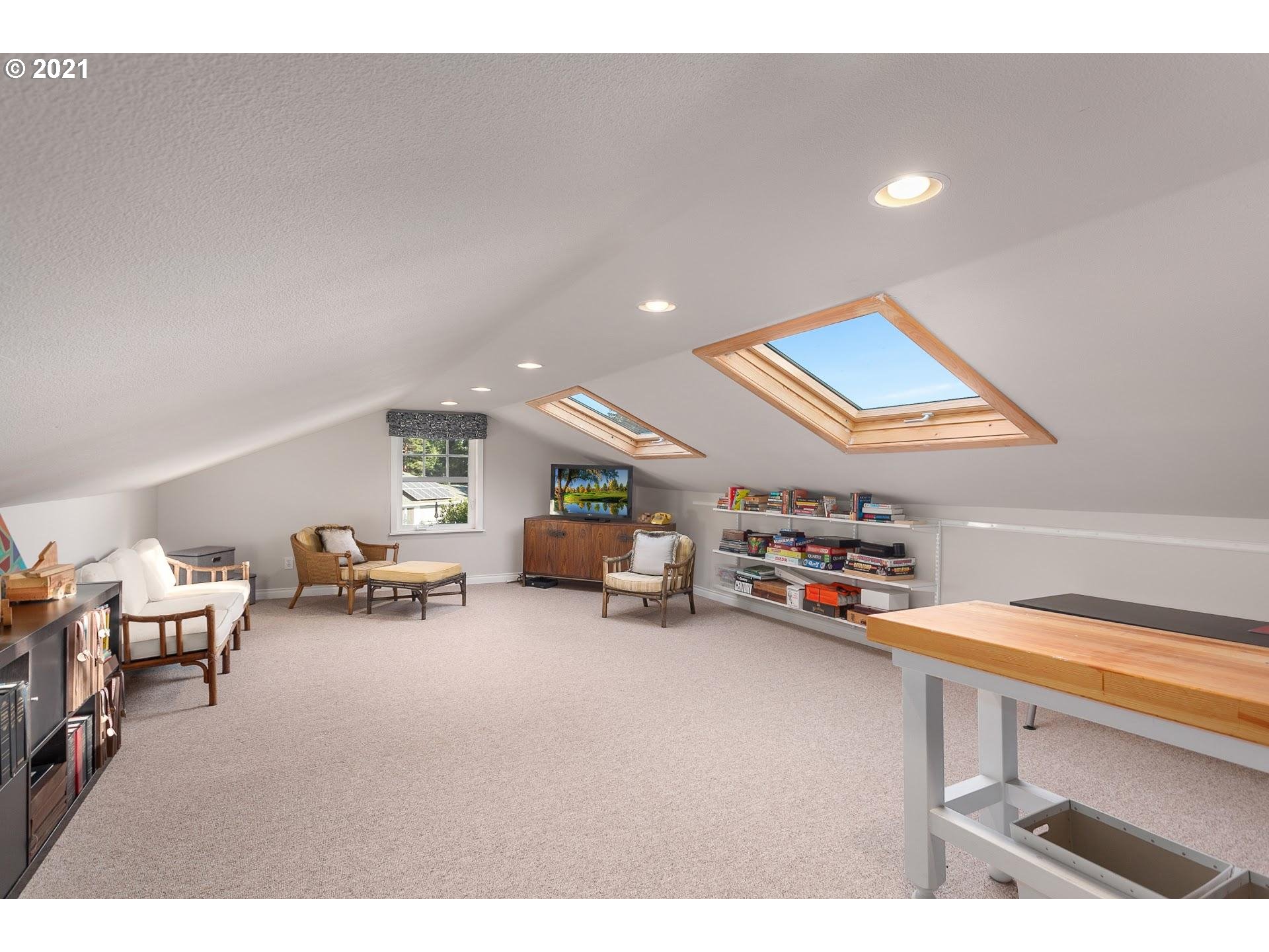 3600 Southwest Dosch Road Portland, OR 97239 - Photo 22 of 32
