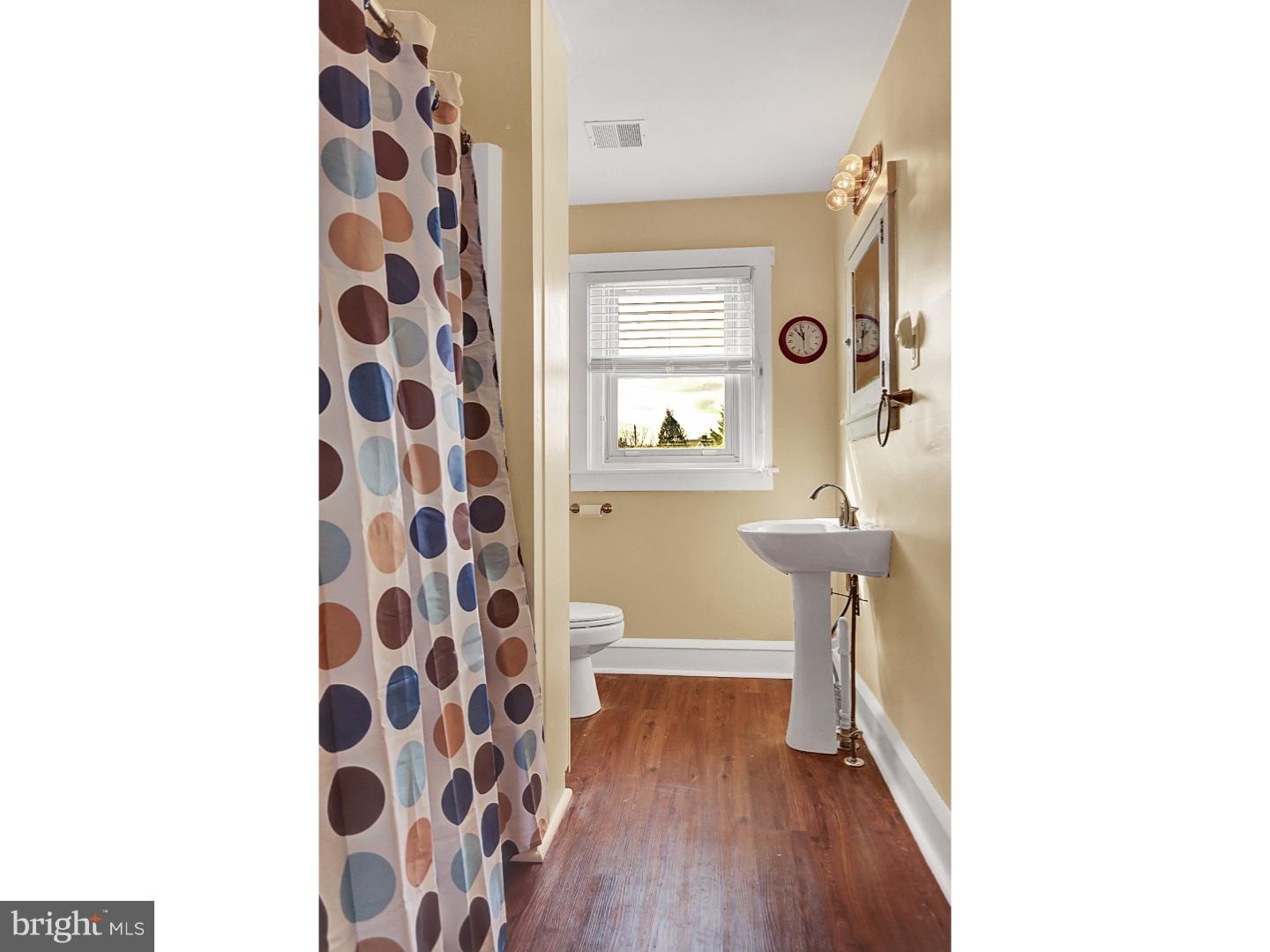 48 Cacoosing Avenue Sinking Spring, PA 19608 - Photo 19 of 22 Bathroom
