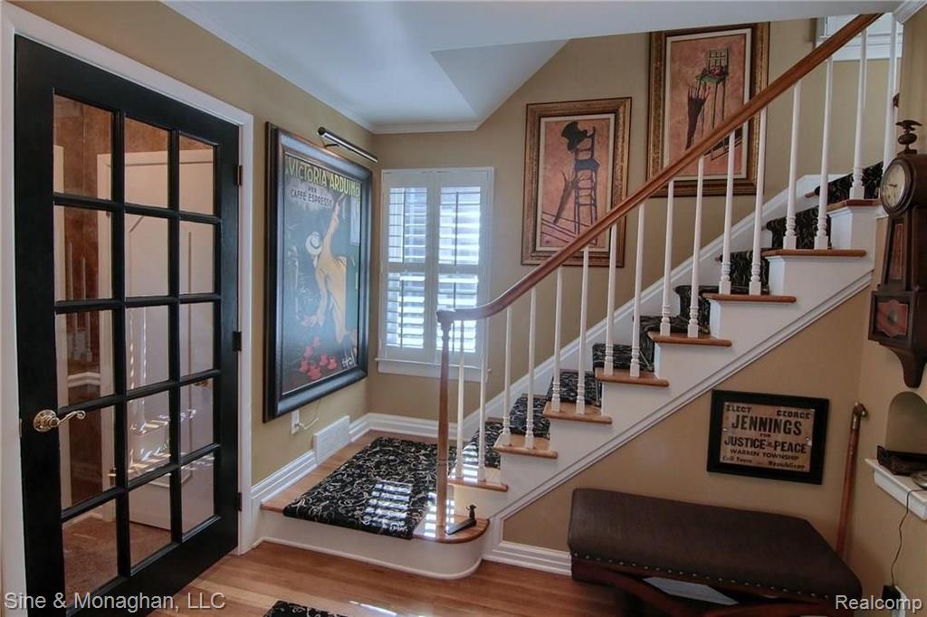 1921 Littlestone Road Grosse Pointe Woods, MI 48236 - Photo 2 of 29